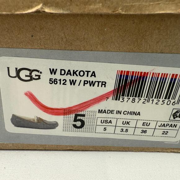 New UGG DAKOTA Moccasin Indoor/Outdoor Slippers 5612 PEWTER GREY Women’s Size 5 - Picture 11 of 11